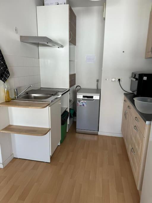 Grand Studio De 37M Carres - Rer Laplace Et Maison Des Examens A 5 Minutes A Pied 阿尔克伊 外观 照片