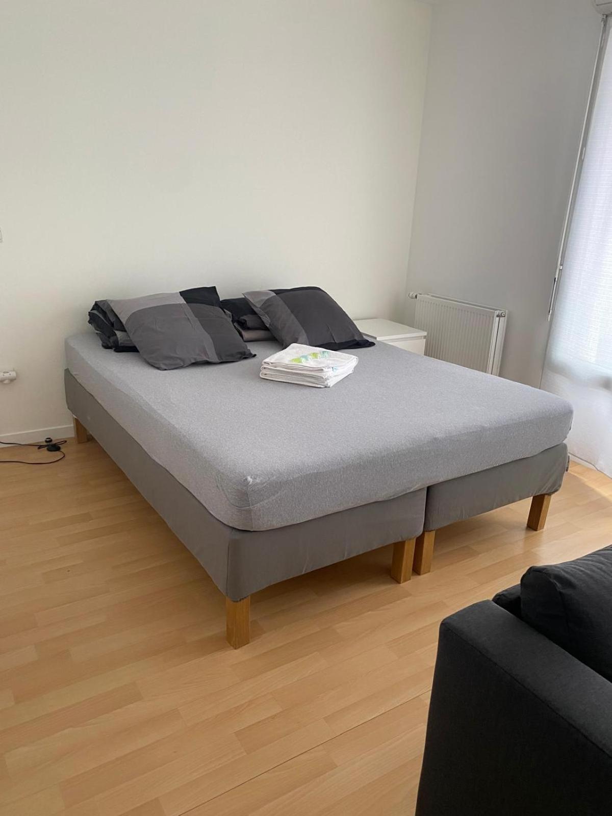 Grand Studio De 37M Carres - Rer Laplace Et Maison Des Examens A 5 Minutes A Pied 阿尔克伊 外观 照片